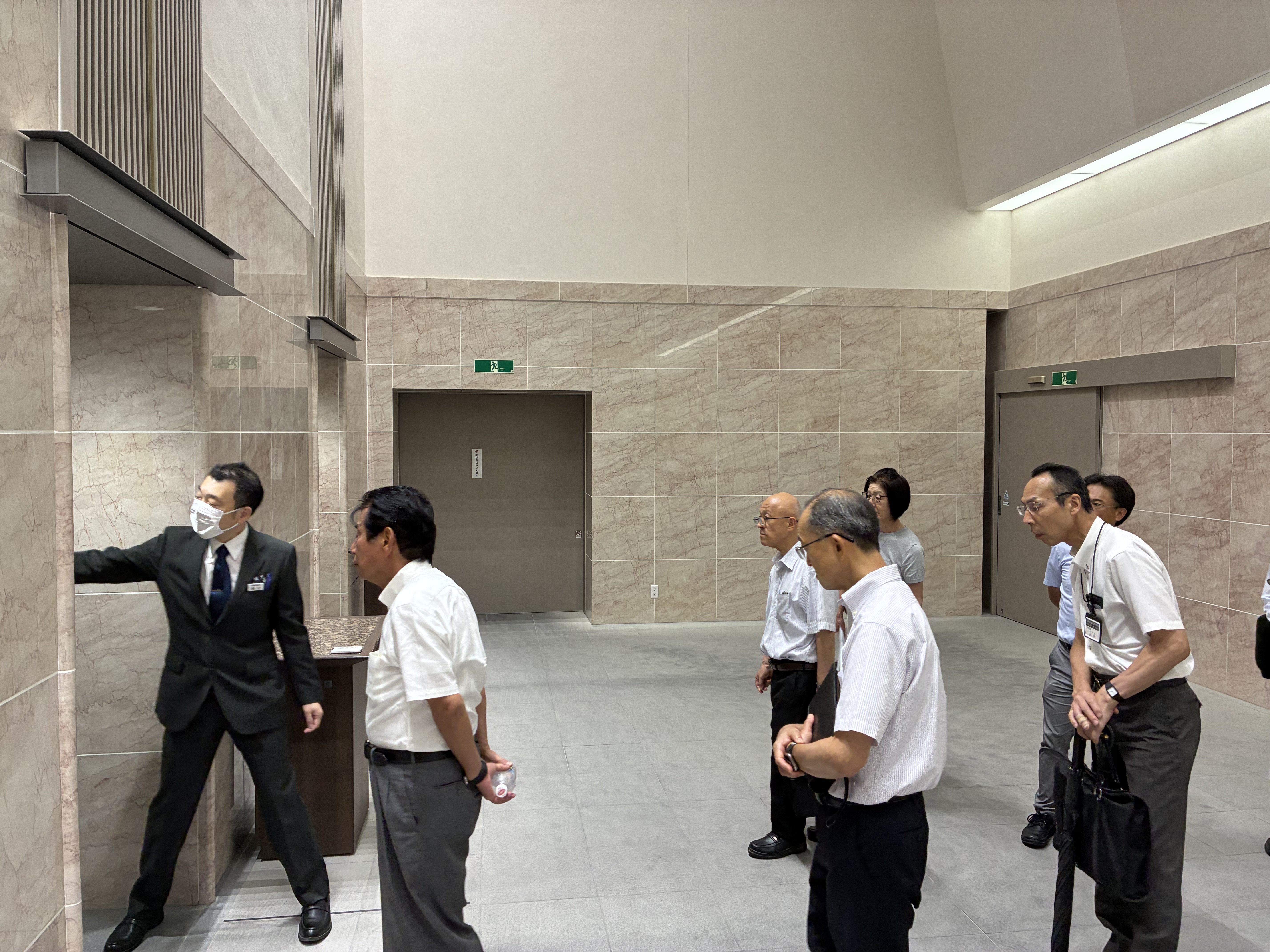 R8　第１回行政評価委員会